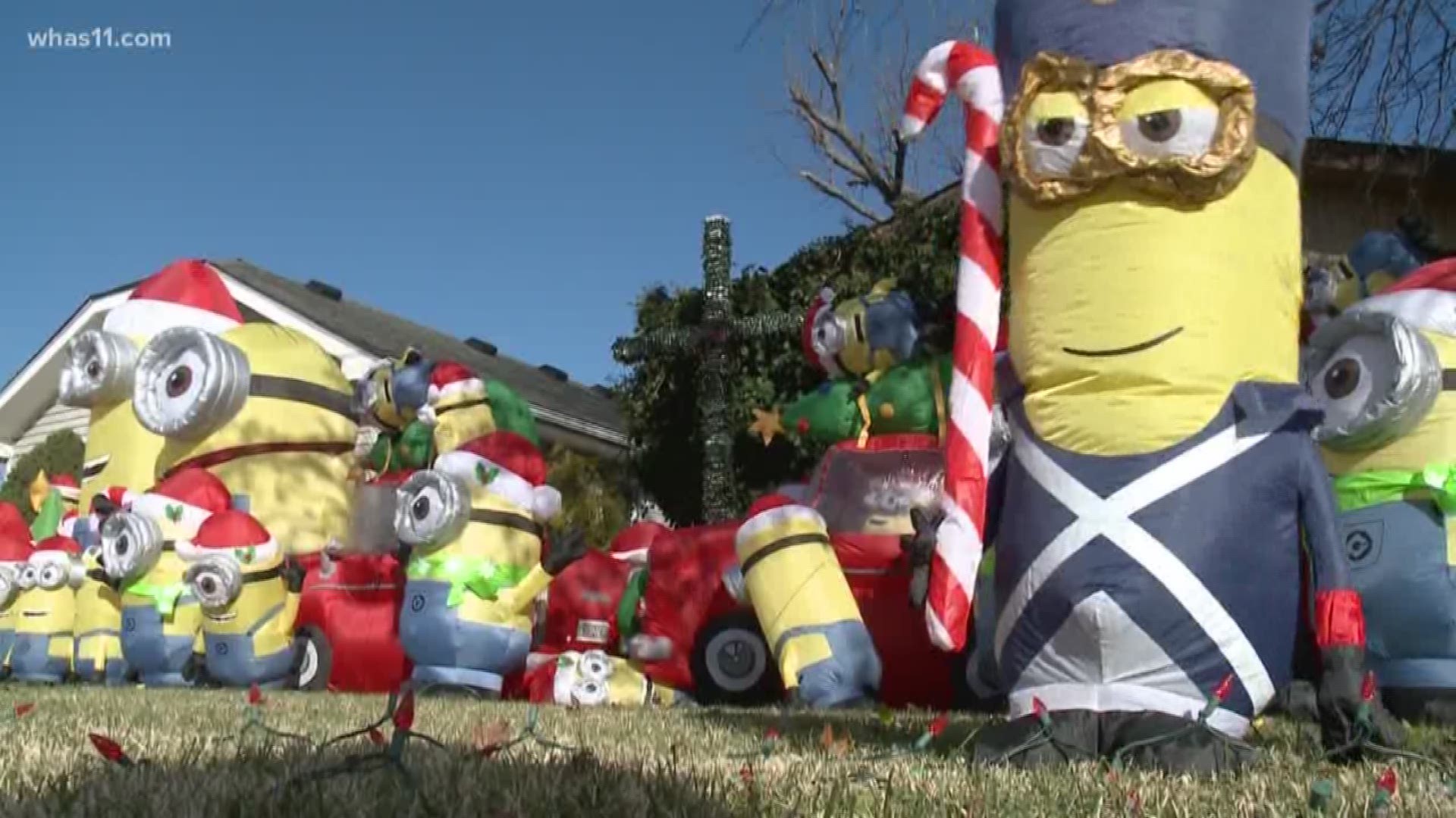 A local holiday display is turning heads across the globe thanks to the power of social media.Now the New Albany neighborhood is experiencing Minion mania as everyone tries to get a look.