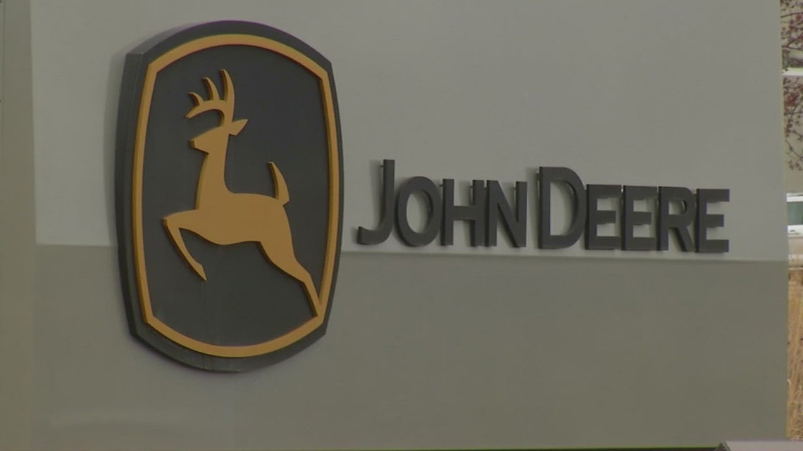 John Deere being sued by the FTC