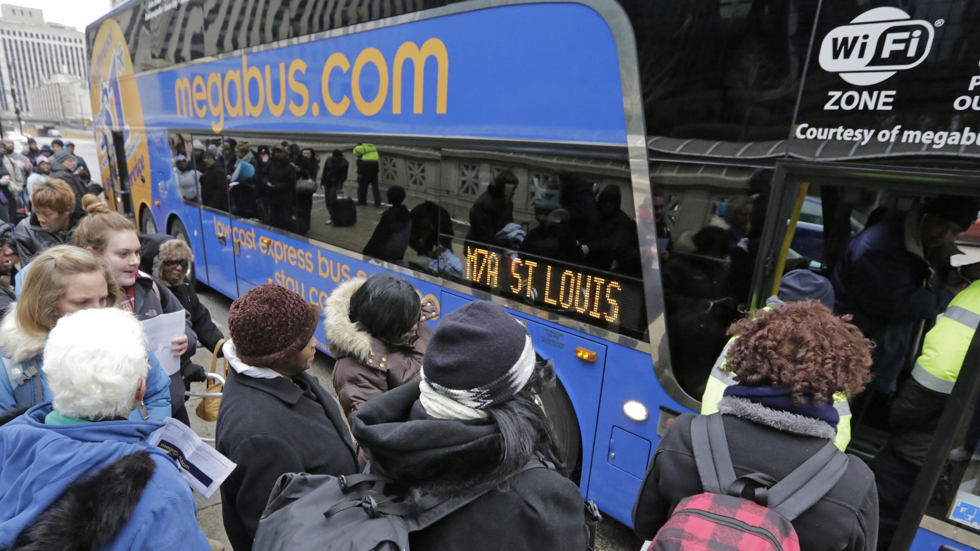 Megabus will offer daily trips between St. Louis, 11 cities