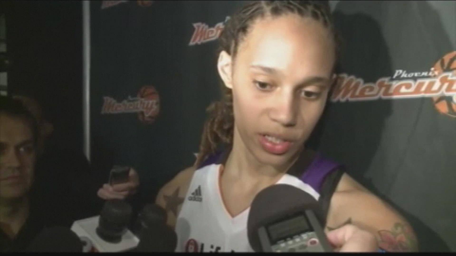 Biden tells Brittney Griner's wife he's working to get her home | ksdk.com