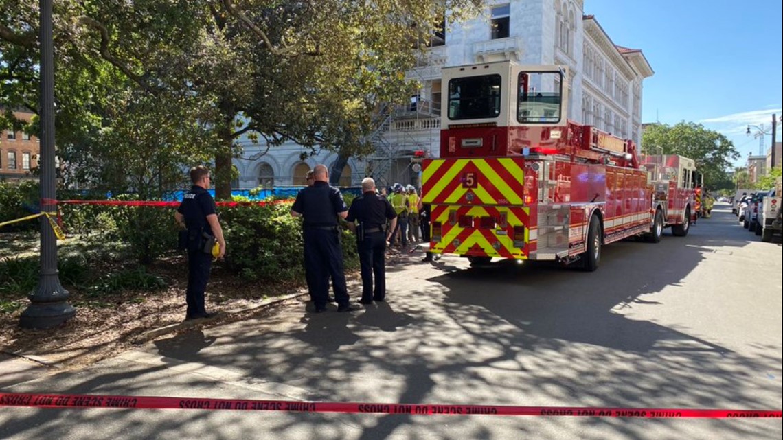 Savannah courthouse collapse 3 construction workers injured(02)